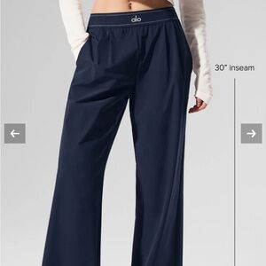 ALO Yoga Women's Navy Trouser Wide Leg Pants